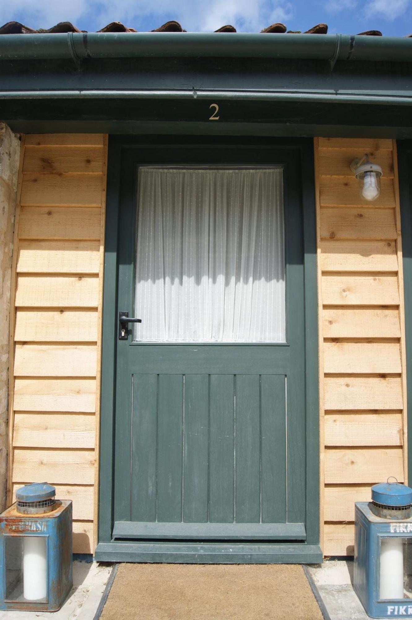 T'S At Lower Rudloe Farm Guest House คอร์แชม ภายนอก รูปภาพ